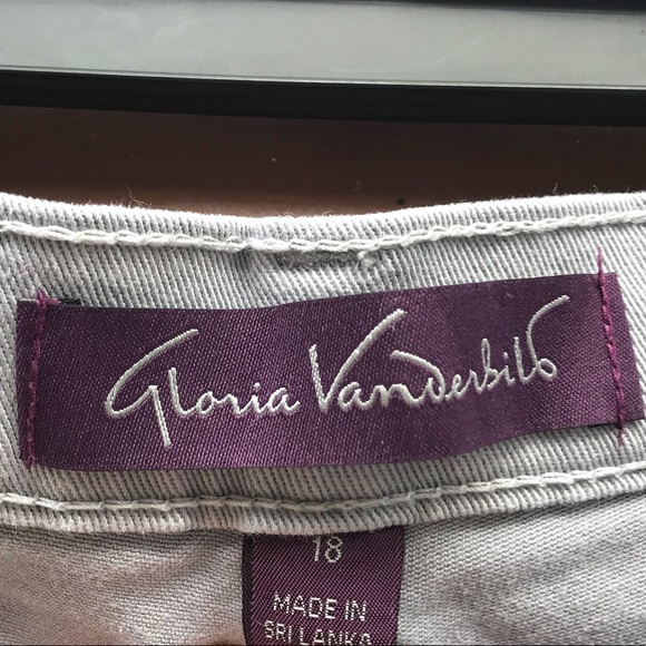 🚫 SOLD 🚫 - Picture 5 of 6